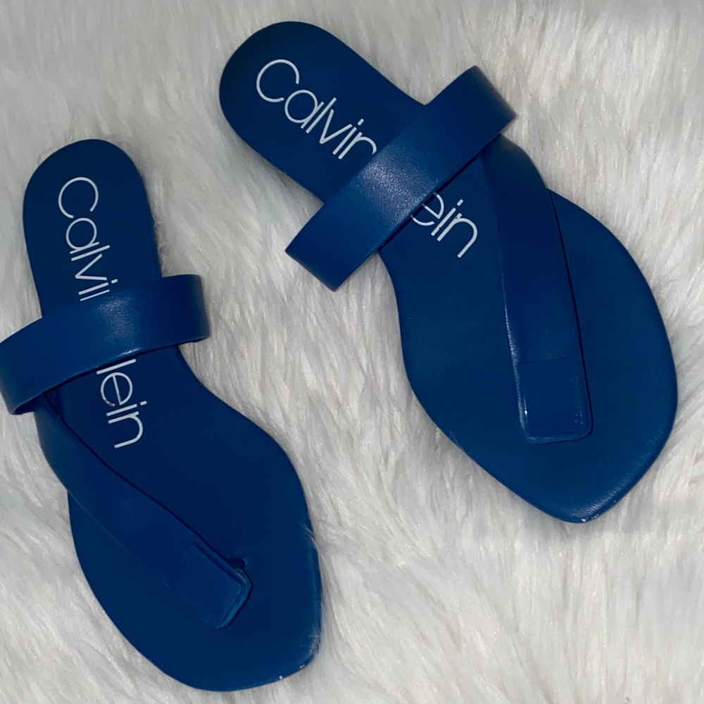 Asymmetrical Straps Logo Hardware Sandals